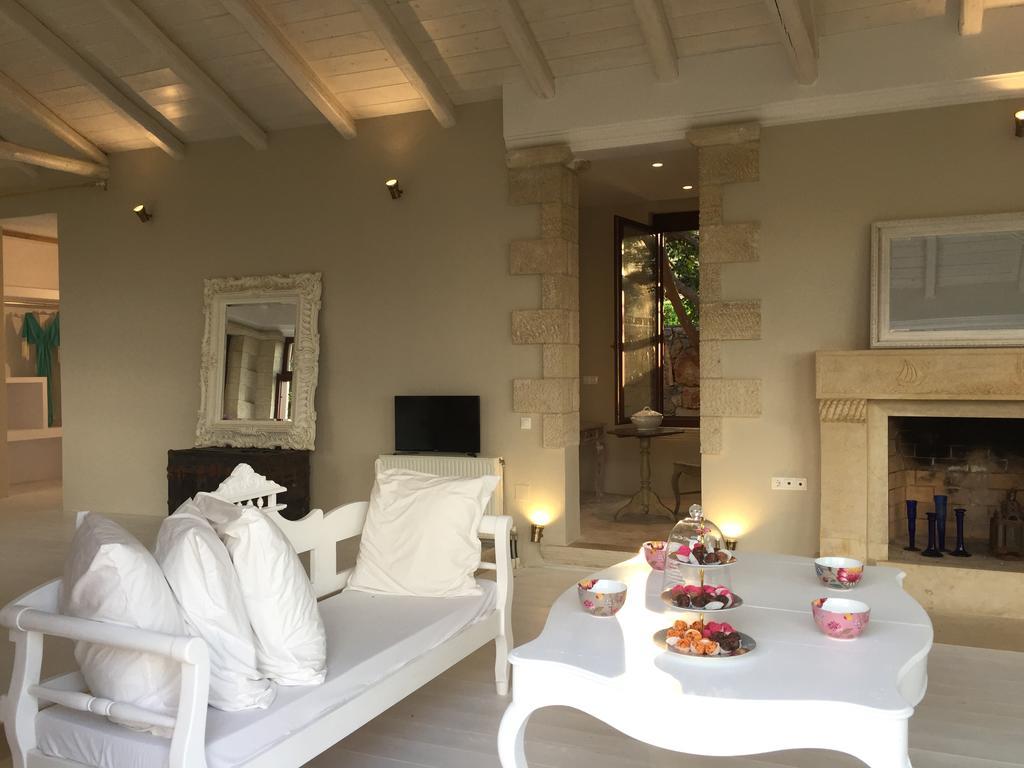 Icons Sea Of Crete Villa Malia Exterior foto